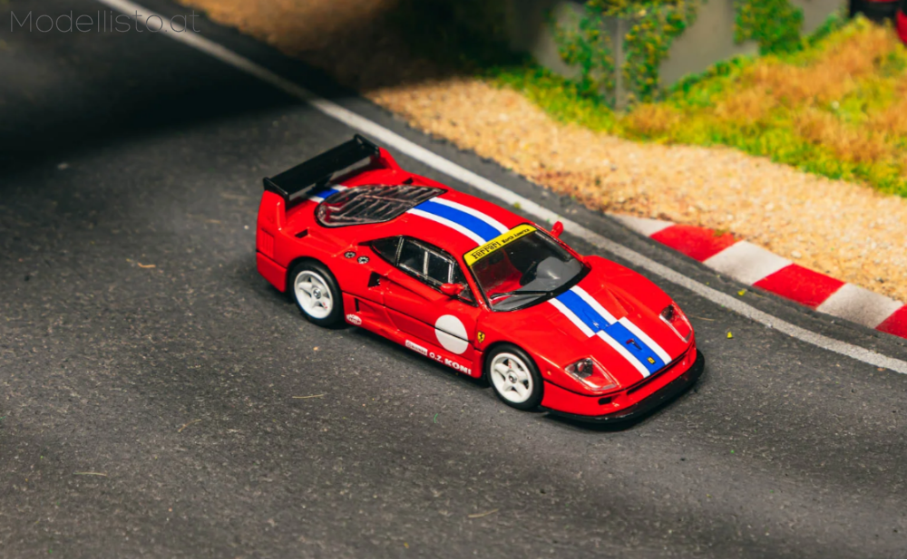 T64-075-RE2 Tarmac Works Ferrari F40 LM, red